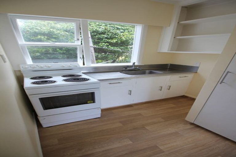 Photo of property in 327 Adelaide Road, Newtown, Wellington, 6021