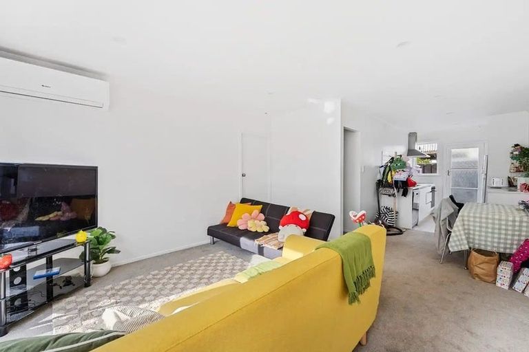 Photo of property in 2/43 Cameron Road, Hamilton East, Hamilton, 3216