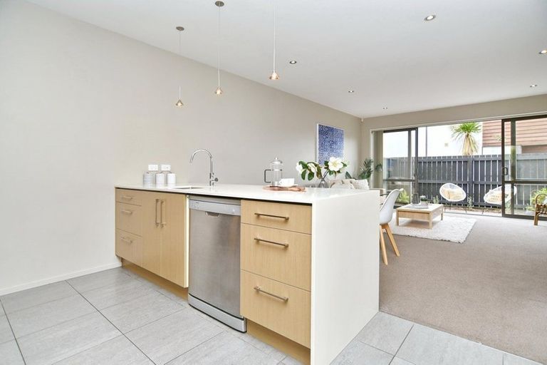 Photo of property in 473a Manchester Street, St Albans, Christchurch, 8014