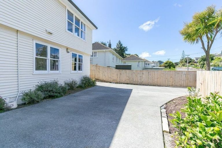 Photo of property in 41 Dimock Street, Titahi Bay, Porirua, 5022