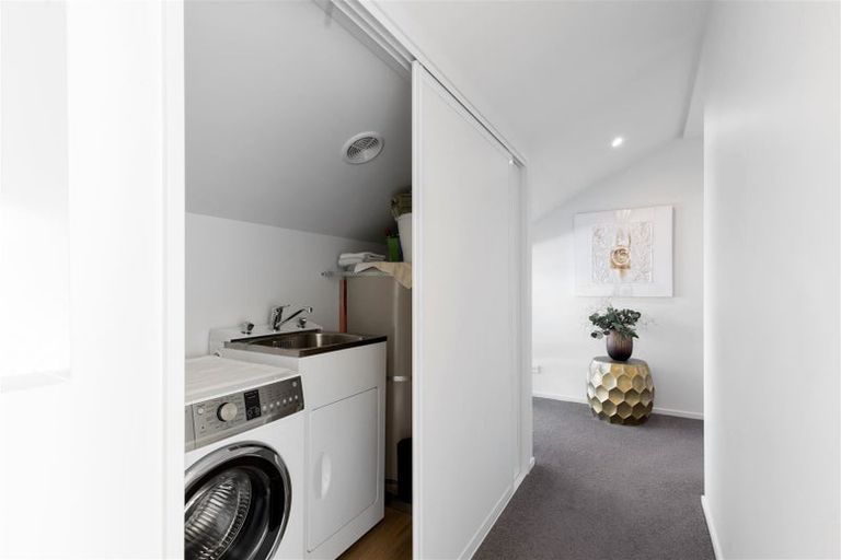 Photo of property in 2/55 Cleveland Street, Edgeware, Christchurch, 8013