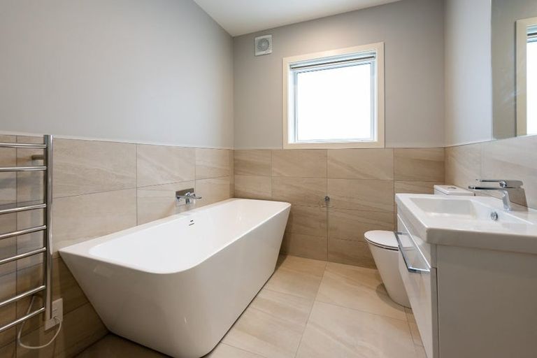 Photo of property in 5/74 Jubilee Road, Khandallah, Wellington, 6035