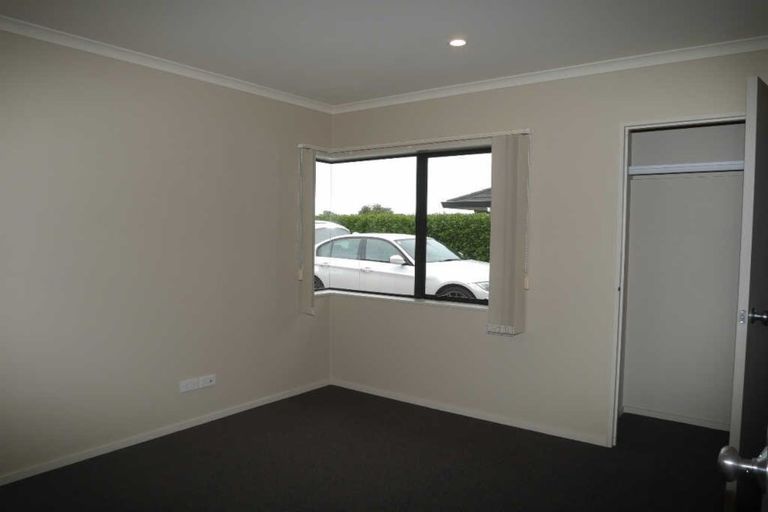 Photo of property in 28 Monarch Place, Paraparaumu Beach, Paraparaumu, 5032