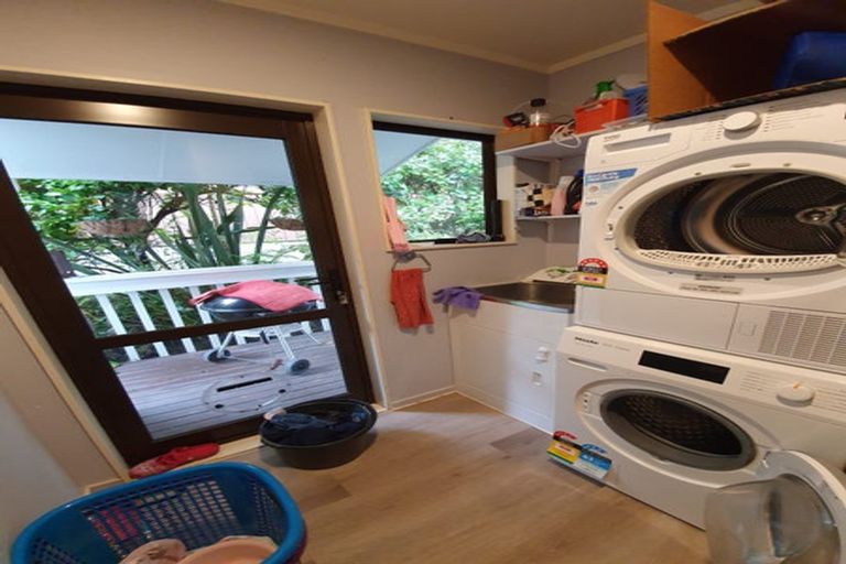 Photo of property in 39 Dakota Avenue, Beach Haven, Auckland, 0626