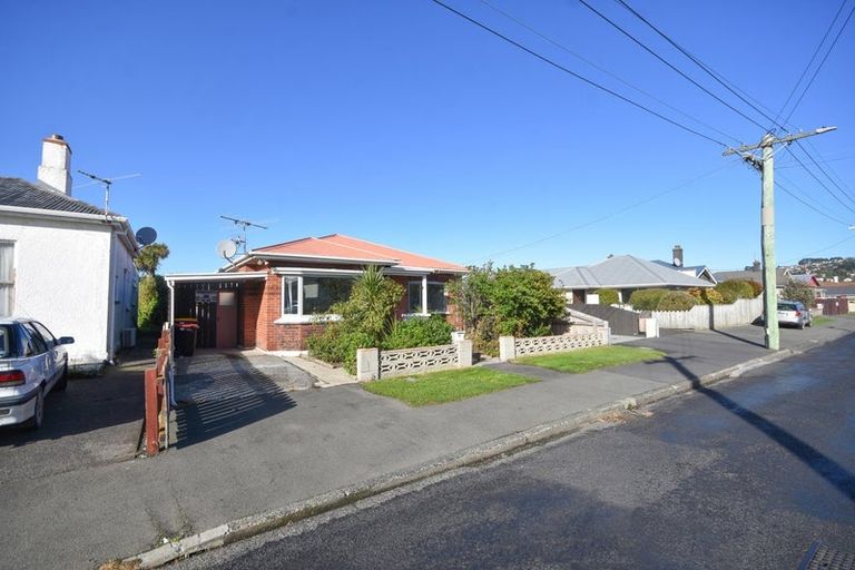 Photo of property in 211 Oxford Street, South Dunedin, Dunedin, 9012