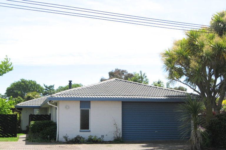 Photo of property in 14 Riwai Street, Templeton, Christchurch, 8042