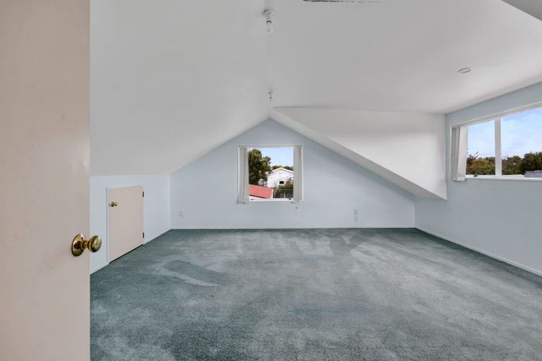 Photo of property in 25 Galt Street, Hawera, 4610