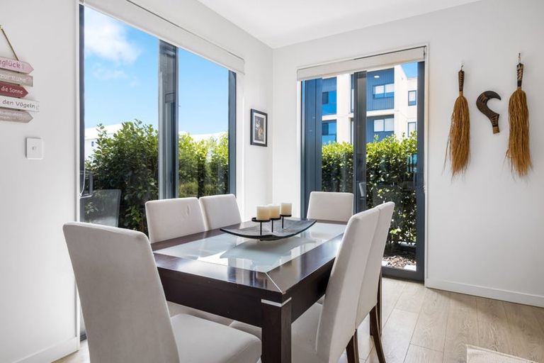 Photo of property in 100 Tarapuka Road, Westgate, Auckland, 0814