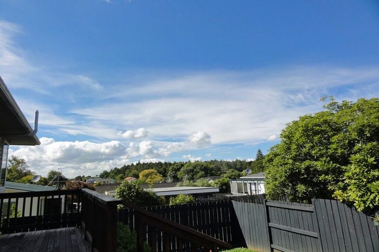 Photo of property in 42 Hillcrest Avenue, Hillcrest, Rotorua, 3015