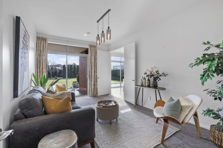 Photo of property in 69 Northwood Boulevard, Northwood, Christchurch, 8051