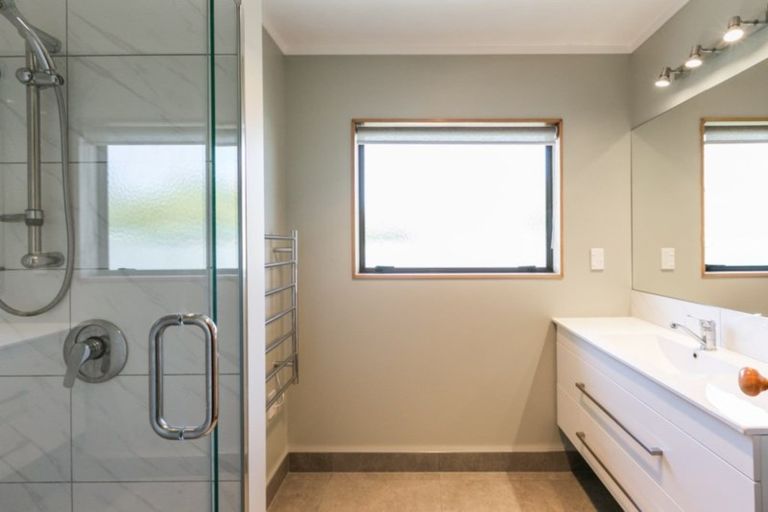 Photo of property in 53d Church Road, Taradale, Napier, 4112