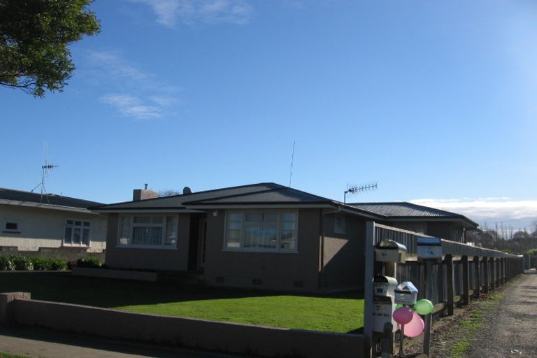 Photo of property in 2/7a Mcgregor Street, Milson, Palmerston North, 4414