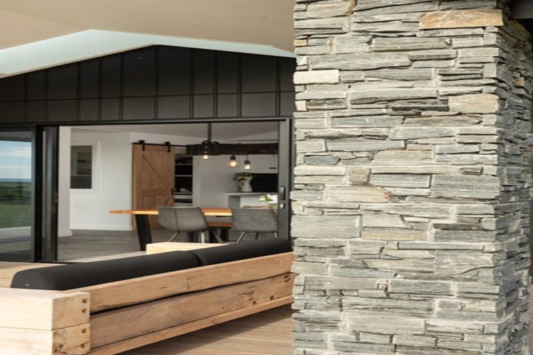 Photo of property in 20 Hereford Lane, Ararimu, Drury, 2579