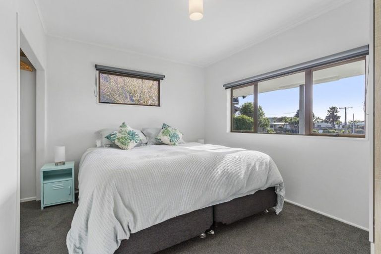 Photo of property in 309 Linton Crescent, Whangamata, 3620