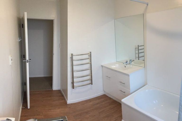 Photo of property in 84b Homebush Road, Khandallah, Wellington, 6035