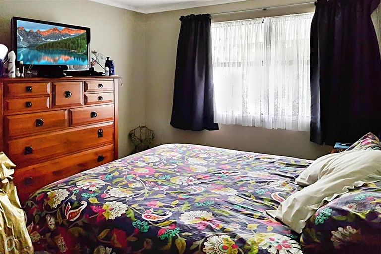 Photo of property in 52a Metcalfe Road, Ranui, Auckland, 0612