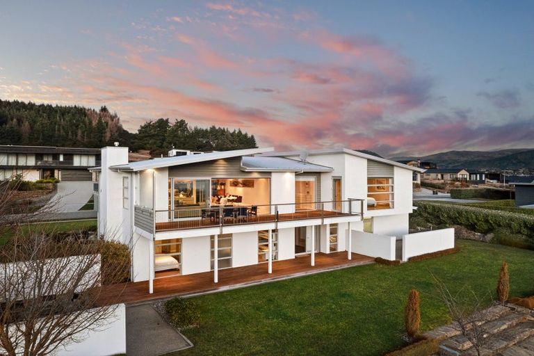 Photo of property in 6 Clearview Street, Wanaka, 9305