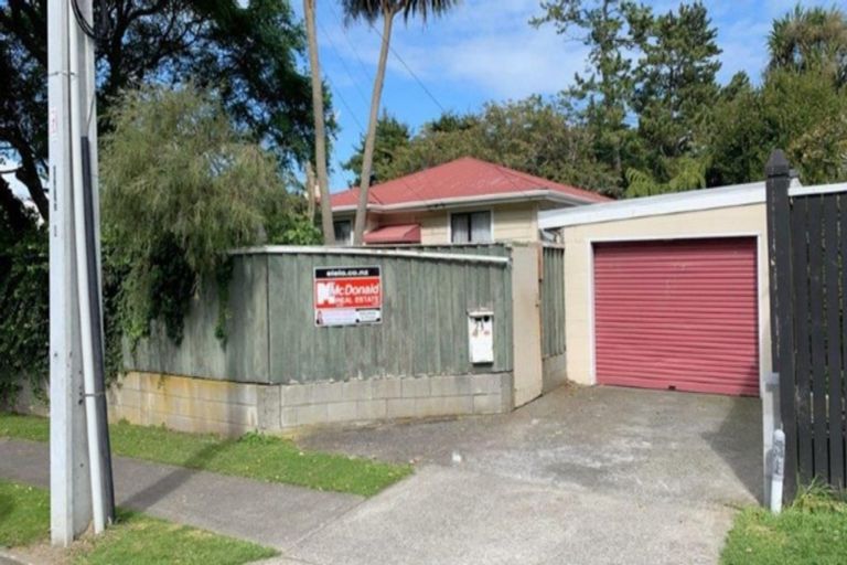 Photo of property in 23 High Street, Hawera, 4610