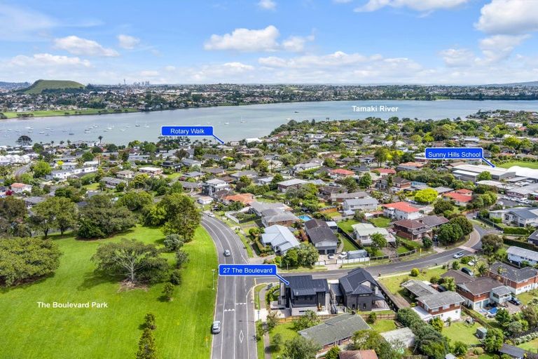 Photo of property in 27 The Boulevard, Sunnyhills, Auckland, 2010