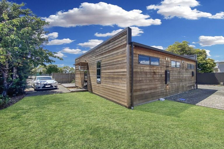 Photo of property in 1/22 Pascal Street, Palmerston North, 4410