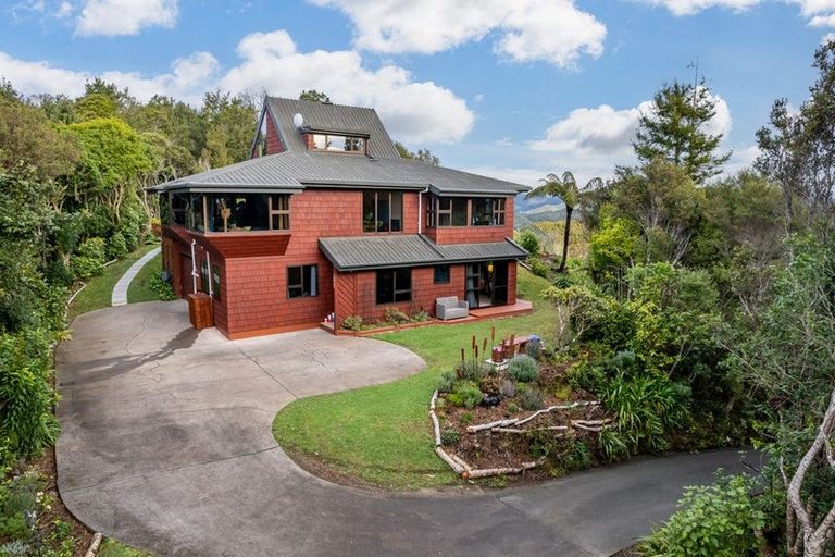 Photo of property in 108 Avro Road, Blue Mountains, Upper Hutt, 5371