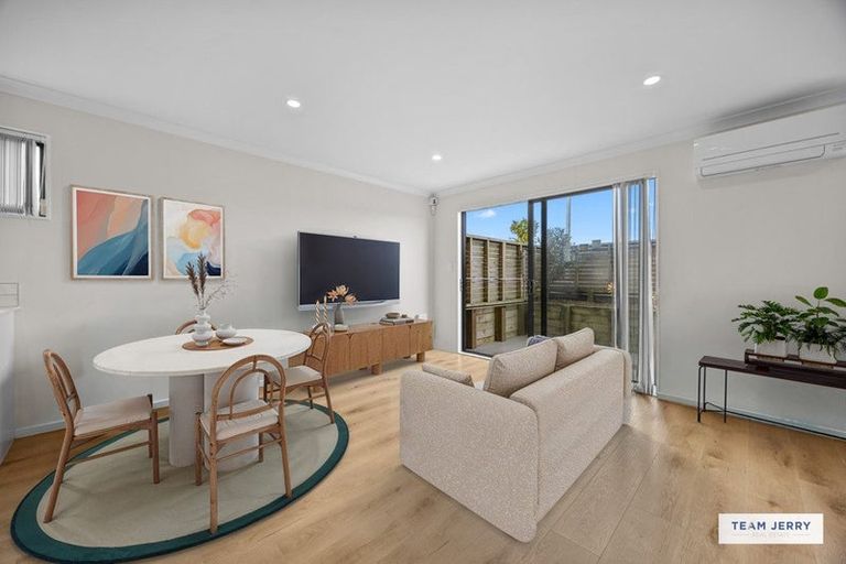 Photo of property in 27 Sun Orchid Avenue, Wiri, Auckland, 2104