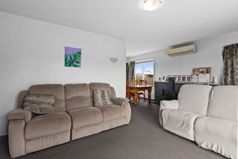 Photo of property in 4 Lerwick Street, Tamatea, Napier, 4112