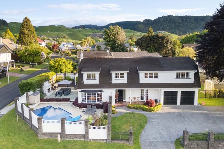 Photo of property in 29 Blackmore Drive, Lynmore, Rotorua, 3010