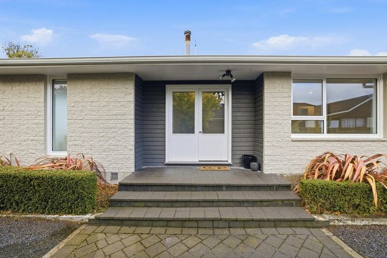 Photo of property in 11 Lacy Gate Place, Woodend, 7610
