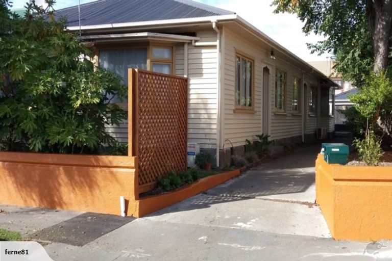 Photo of property in 118 Holly Road, St Albans, Christchurch, 8014