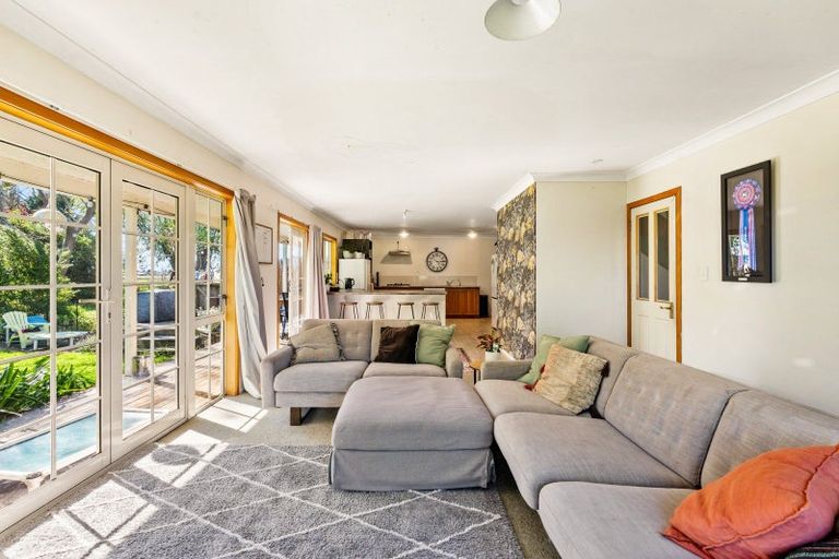 Photo of property in 215 Riverbend Road, Meeanee, Napier, 4110