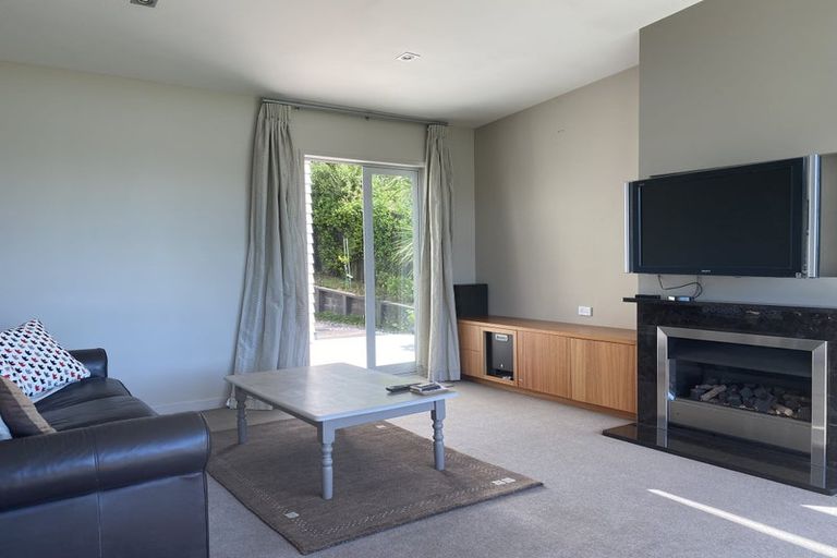 Photo of property in 47 Spinnaker Drive, Te Atatu Peninsula, Auckland, 0610