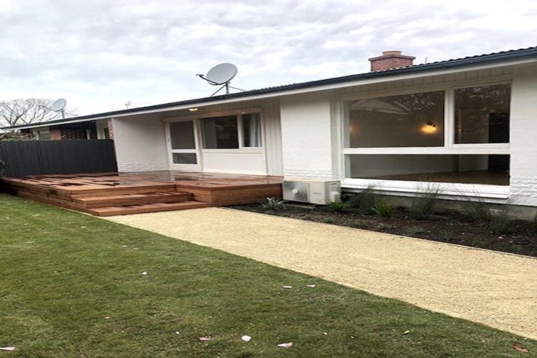 Photo of property in 28 Clyde Road, Upper Riccarton, Christchurch, 8041