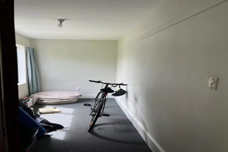 Photo of property in 106 Rattray Street, Riccarton, Christchurch, 8041