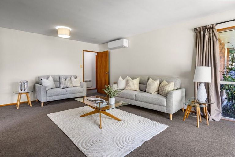 Photo of property in 2/45b Trafford Street, Harewood, Christchurch, 8051