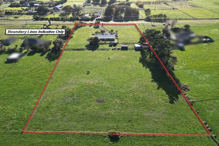 Photo of property in 112 Avenue Road, Foxton, 4891