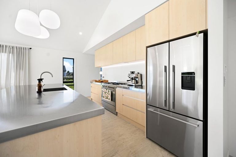Photo of property in 15 Redwood Lane, Pirongia, 3802