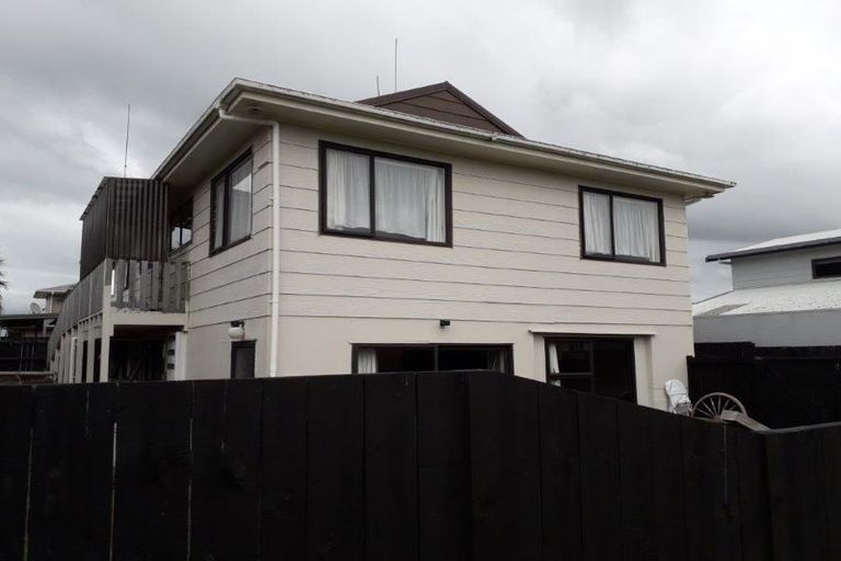 Photo of property in 34a Simpson Road, Papamoa Beach, Papamoa, 3118