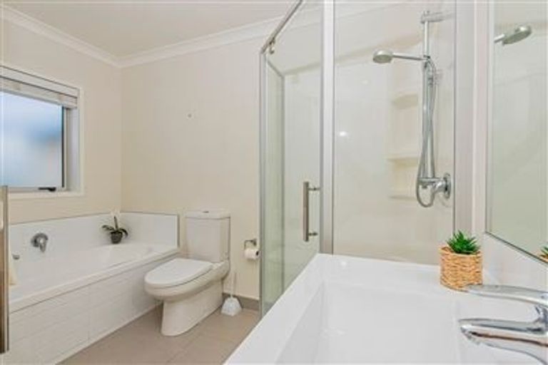 Photo of property in 8 Toheroa Street, Hobsonville, Auckland, 0616