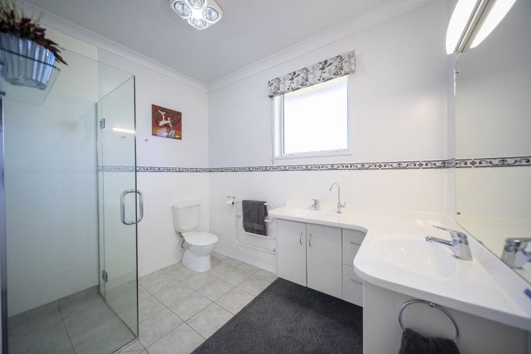 Photo of property in 120 Aparima Drive, Te Anau, 9600