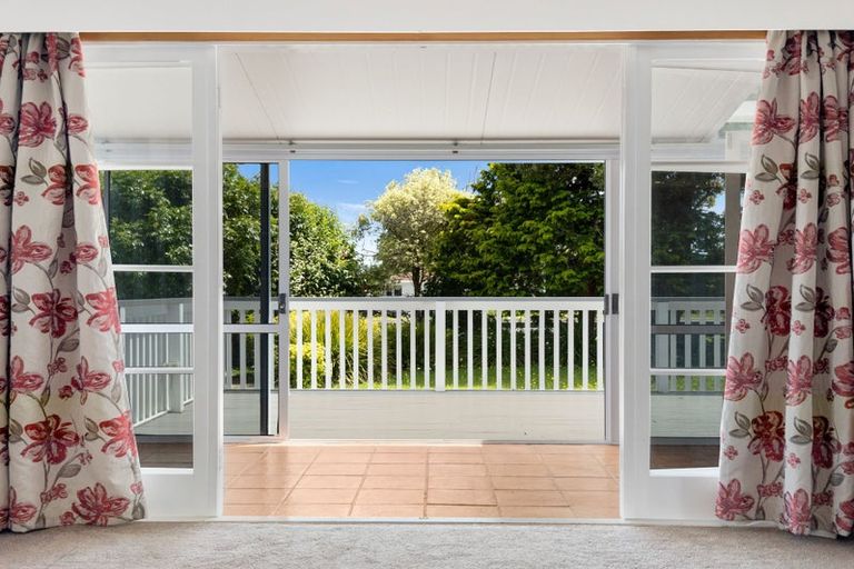 Photo of property in 95 Kitchener Road, Waiuku, 2123
