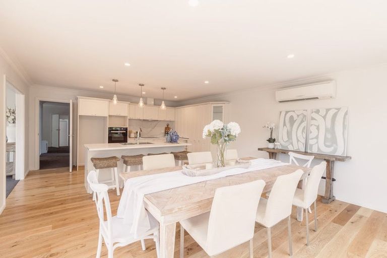 Photo of property in 143 Grahams Road, Burnside, Christchurch, 8053