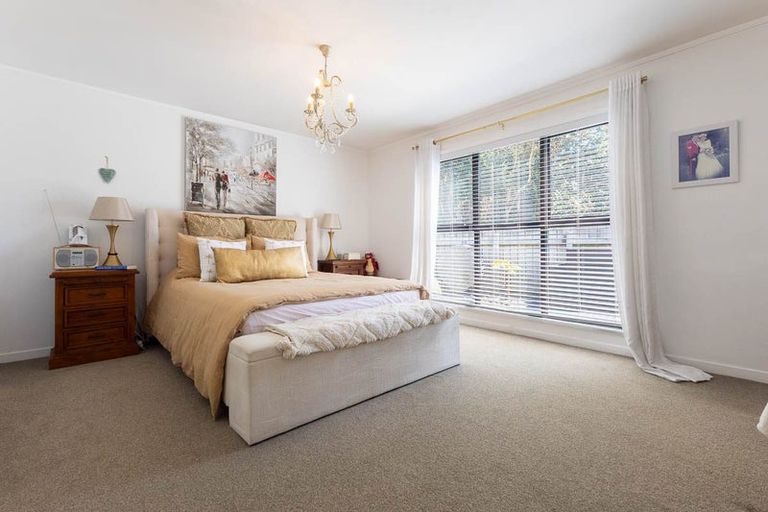 Photo of property in 127 Tilley Road, Paekakariki, 5034