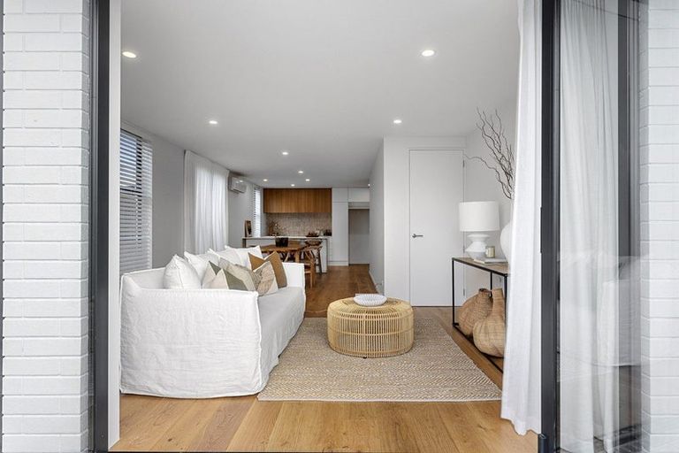 Photo of property in 40a Clare Road, St Albans, Christchurch, 8014