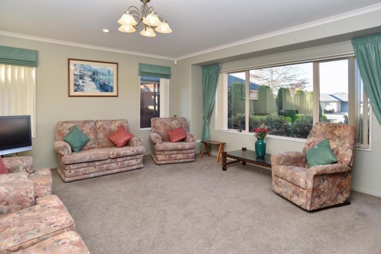 Photo of property in 93 Northwood Boulevard, Northwood, Christchurch, 8051