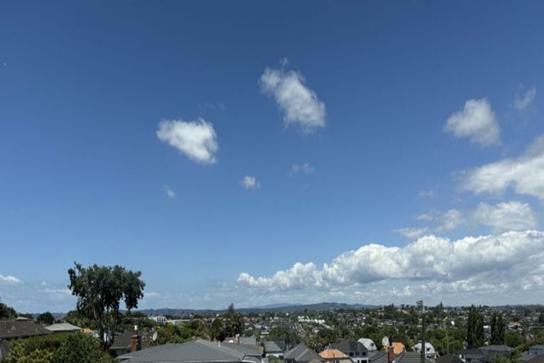 Photo of property in 2/61 Ridge Road, Howick, Auckland, 2014