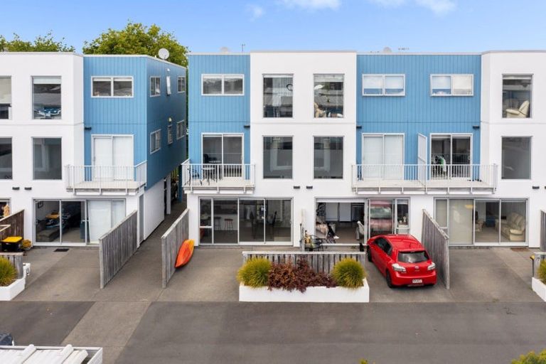 Photo of property in 31 Reynolds Place, Papamoa Beach, Papamoa, 3118