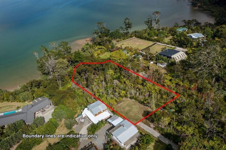 Photo of property in 5c Chatham Avenue, Paremoremo, Auckland, 0632