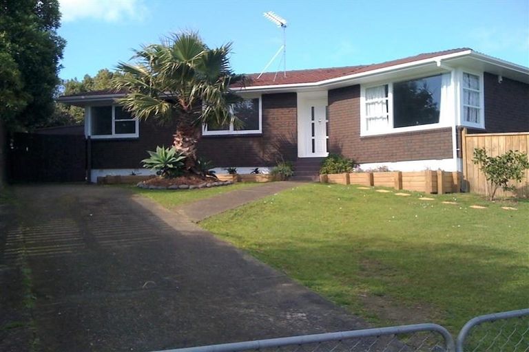 Photo of property in 27 Winsford Street, Manurewa, Auckland, 2102