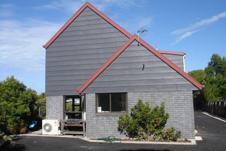 Photo of property in 71f Mandeville Street, Riccarton, Christchurch, 8011